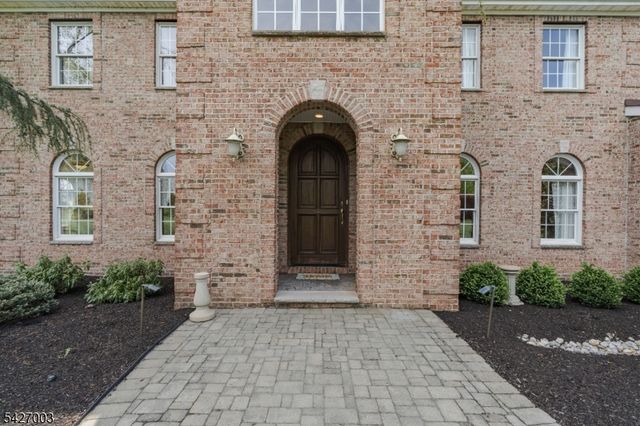 22 Spruce Ln, Montgomery Twp., NJ 08502