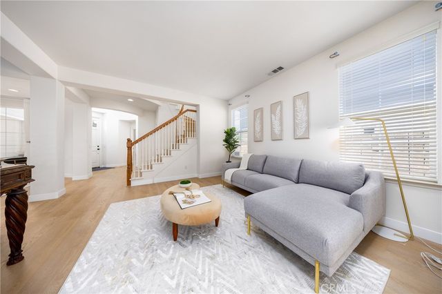 2225 Saratoga Lane, Glendora, CA 91741