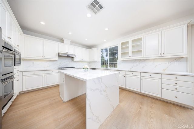 2225 Saratoga Lane, Glendora, CA 91741