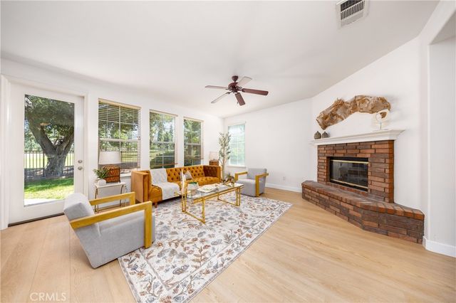 2225 Saratoga Lane, Glendora, CA 91741