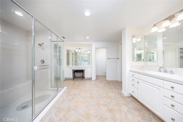 2225 Saratoga Lane, Glendora, CA 91741