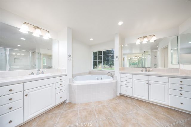 2225 Saratoga Lane, Glendora, CA 91741