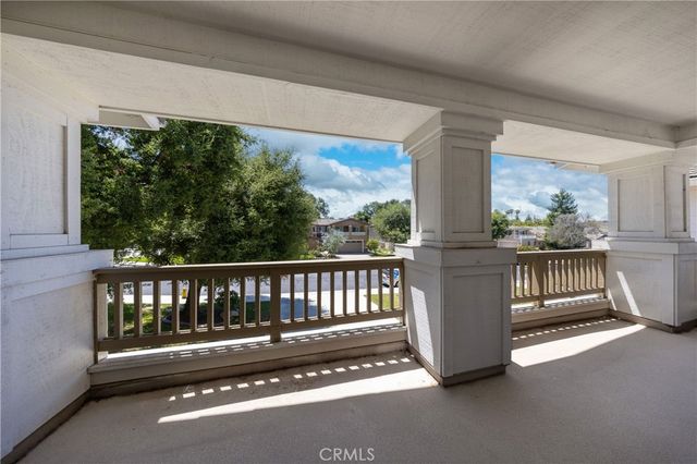 2225 Saratoga Lane, Glendora, CA 91741