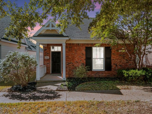 3722 Prague Mews, Dallas, TX 75236