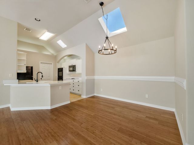 3722 Prague Mews, Dallas, TX 75236