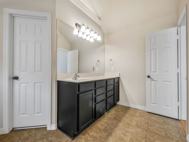 3722 Prague Mews, Dallas, TX 75236