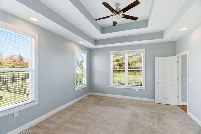 1027 Founders Ln, Portland, TN 37148