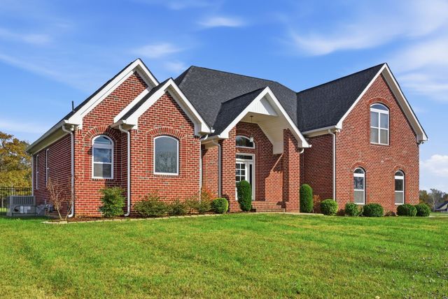 1027 Founders Ln, Portland, TN 37148