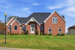 1027 Founders Ln, Portland, TN 37148