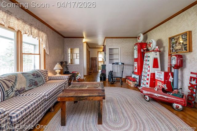 11030 Marshall Road, South Lyon, MI 48178