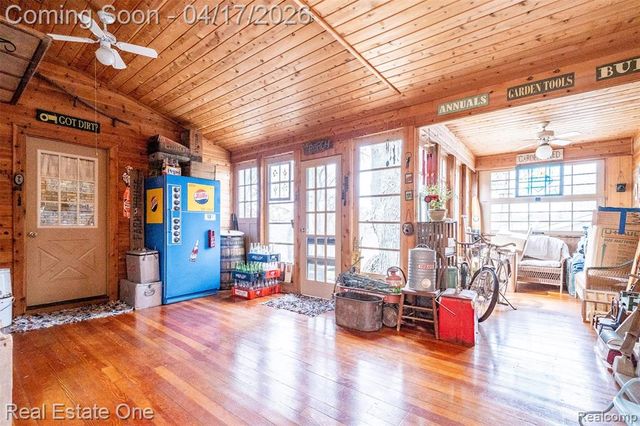 11030 Marshall Road, South Lyon, MI 48178