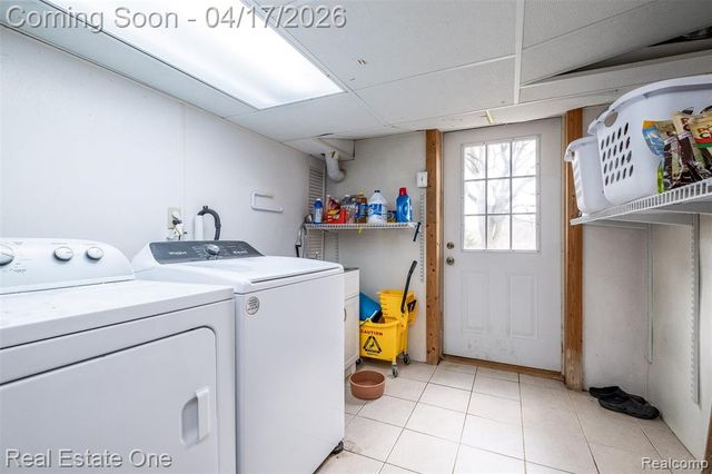 11030 Marshall Road, South Lyon, MI 48178