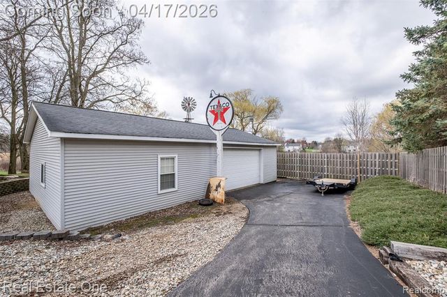11030 Marshall Road, South Lyon, MI 48178