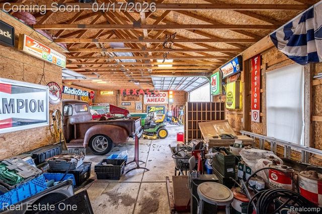 11030 Marshall Road, South Lyon, MI 48178