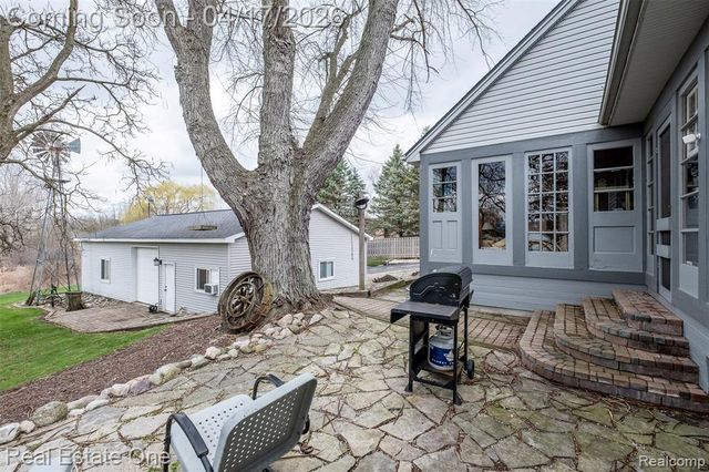 11030 Marshall Road, South Lyon, MI 48178