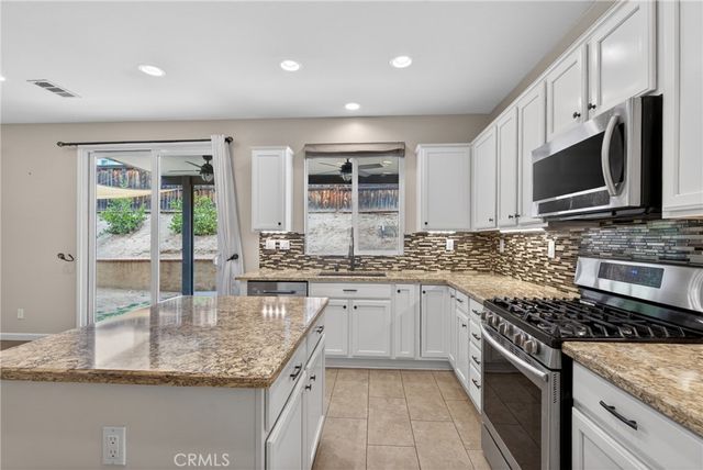 3908 Bluff, Perris, CA 92571