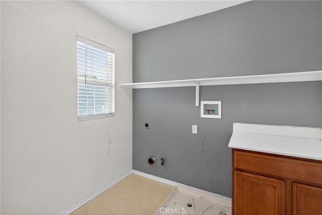 3908 Bluff, Perris, CA 92571