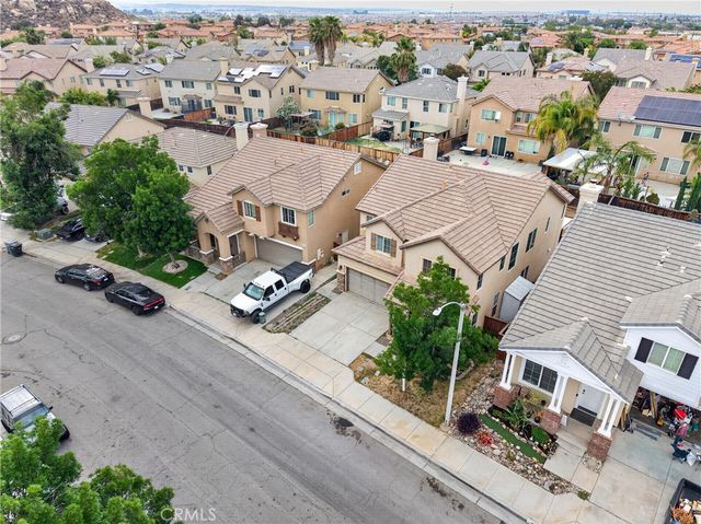 3908 Bluff, Perris, CA 92571