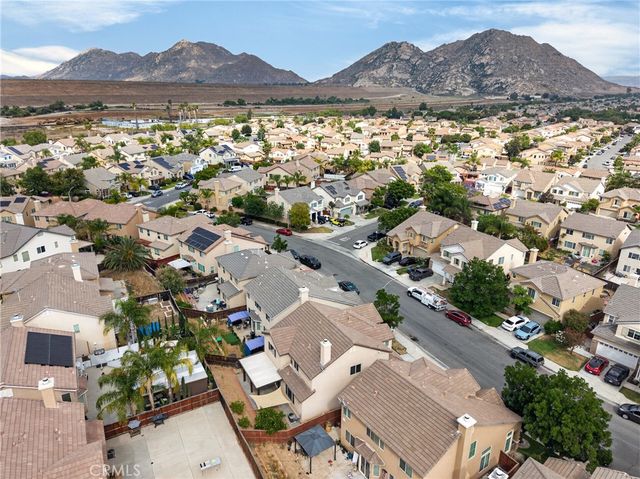 3908 Bluff, Perris, CA 92571