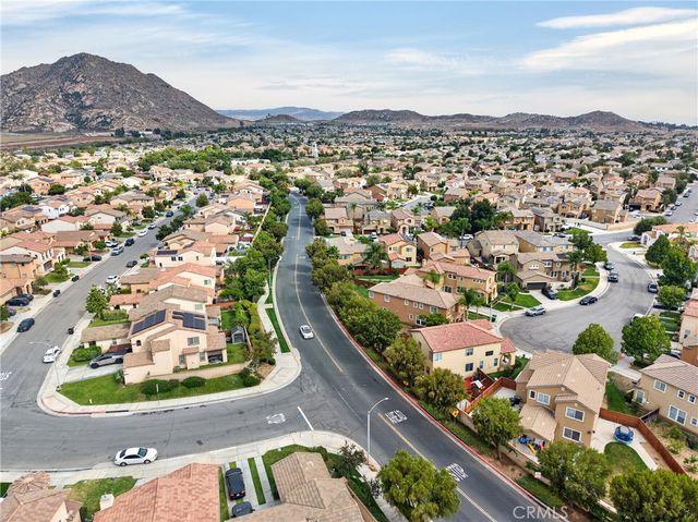 3908 Bluff, Perris, CA 92571