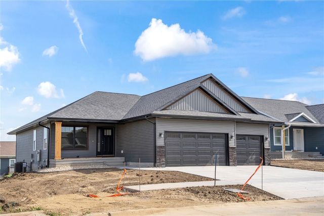 3003 James Parkway, Cedar Rapids, IA 52404