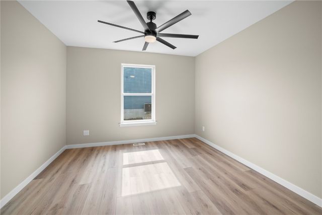 3003 James Parkway, Cedar Rapids, IA 52404