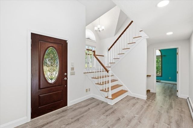 60 Ellisville Green, Plymouth, MA 02360