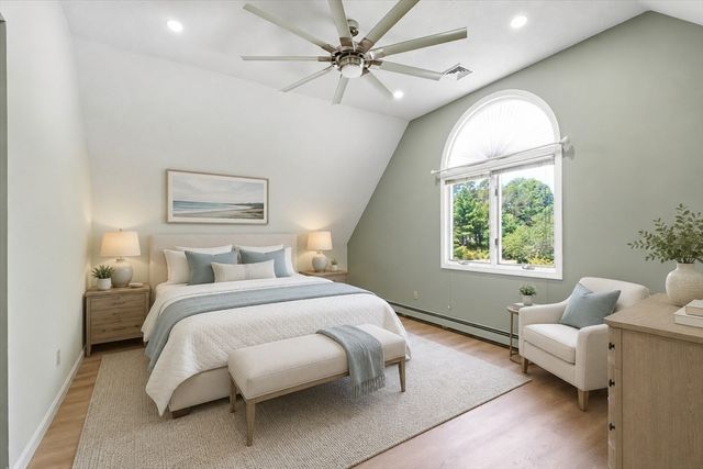 60 Ellisville Green, Plymouth, MA 02360