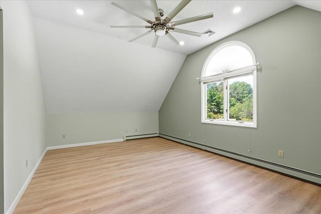 60 Ellisville Green, Plymouth, MA 02360
