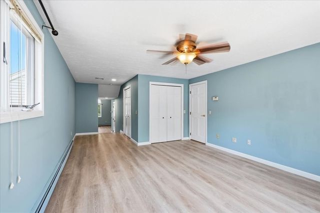 60 Ellisville Green, Plymouth, MA 02360