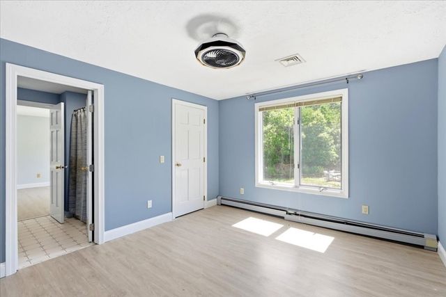60 Ellisville Green, Plymouth, MA 02360