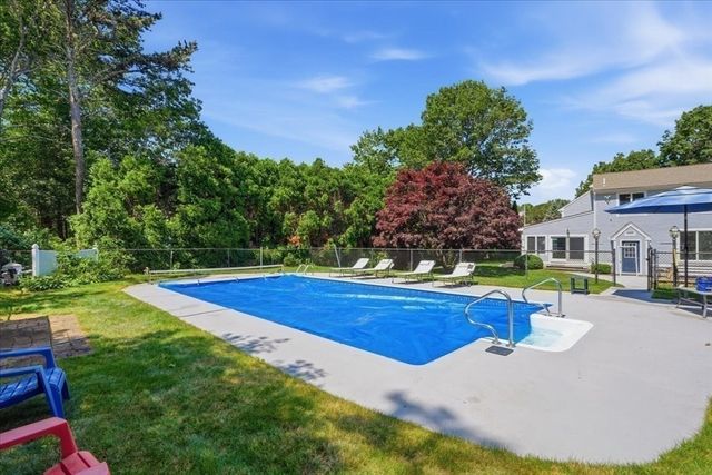 60 Ellisville Green, Plymouth, MA 02360