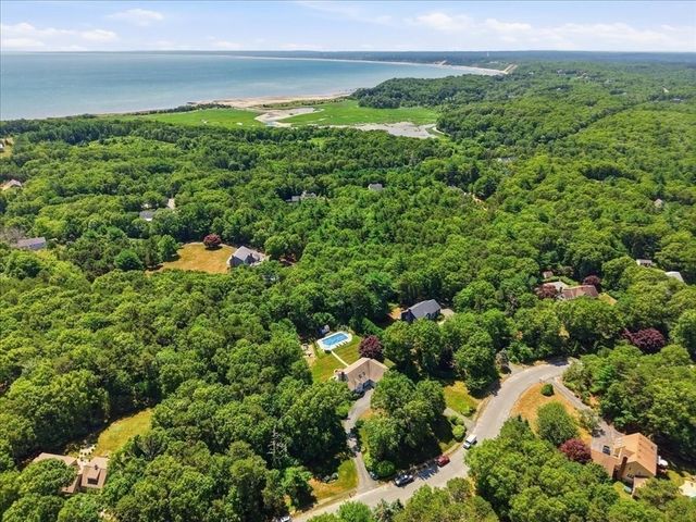 60 Ellisville Green, Plymouth, MA 02360