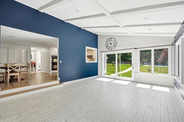 60 Ellisville Green, Plymouth, MA 02360