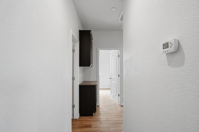 4113 Snowfire Dr, Modesto, CA 95357