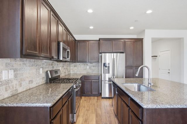 4113 Snowfire Dr, Modesto, CA 95357