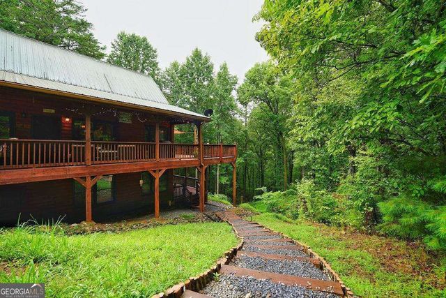 85 Hunter Drive, Talking Rock, GA 30175