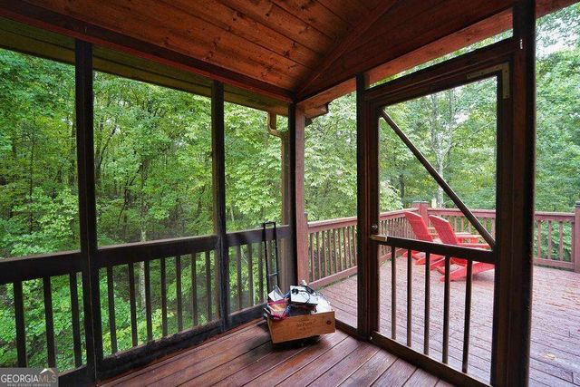 85 Hunter Drive, Talking Rock, GA 30175