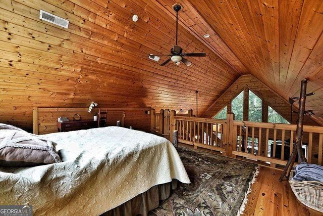 85 Hunter Drive, Talking Rock, GA 30175