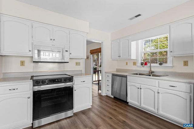 2071 WINTERFIELD CIR, Charlottesville, VA 22911