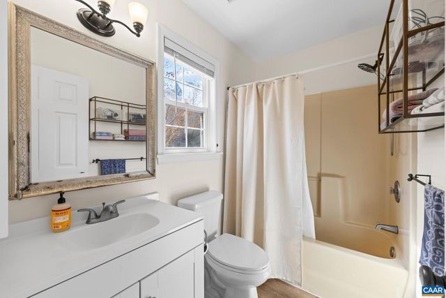 2071 WINTERFIELD CIR, Charlottesville, VA 22911