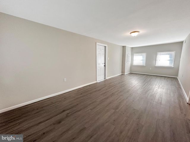 306 N LAKE RD, Stevensville, MD 21666