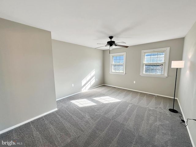 306 N LAKE RD, Stevensville, MD 21666