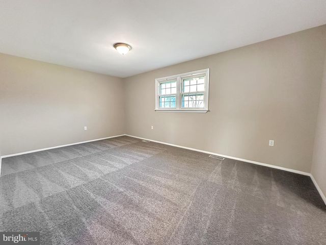 306 N LAKE RD, Stevensville, MD 21666