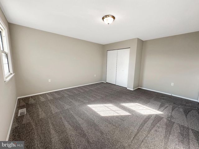 306 N LAKE RD, Stevensville, MD 21666