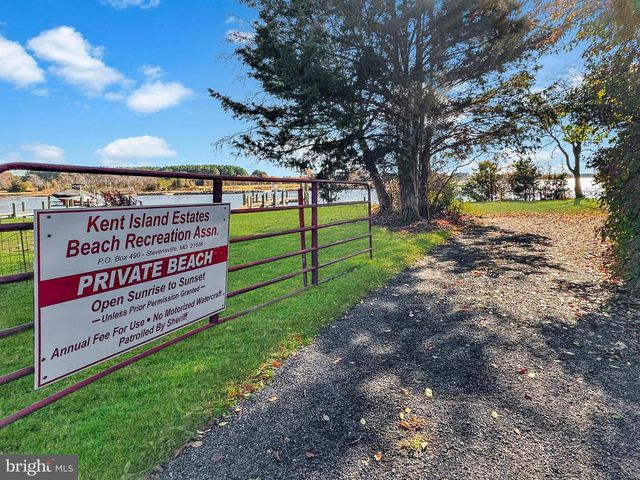 306 N LAKE RD, Stevensville, MD 21666