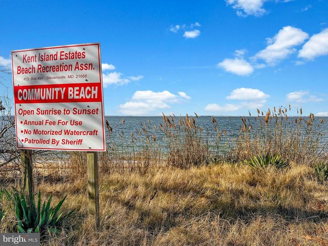 306 N LAKE RD, Stevensville, MD 21666