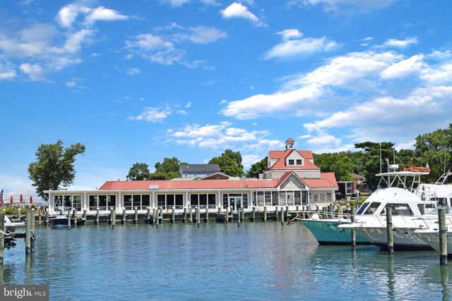 306 N LAKE RD, Stevensville, MD 21666