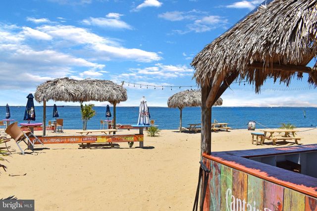 306 N LAKE RD, Stevensville, MD 21666