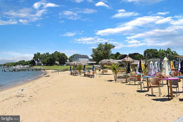 306 N LAKE RD, Stevensville, MD 21666